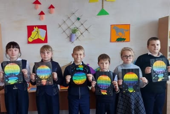 #Адал_азамат #Республика_күні В рамках 30  звездных дней, посвященных Дню Республики Казахстан и в рамках Дня театра и искусства,  10 октября проведен мастер класс по живописи с учащимися 5 класса 